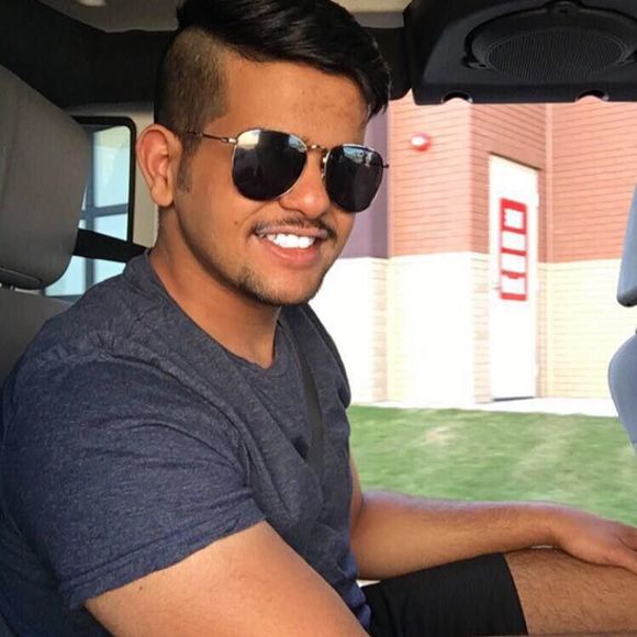 Meet your Posher, Omar - Picture 1 of 1